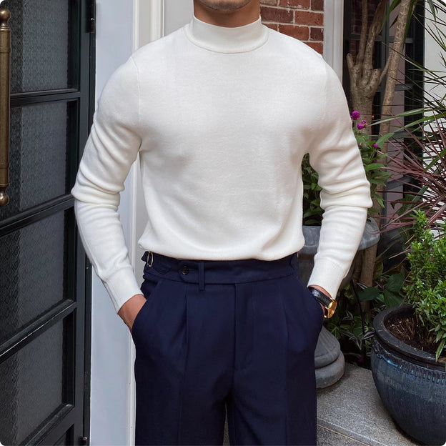 Refined Fall Turtleneck